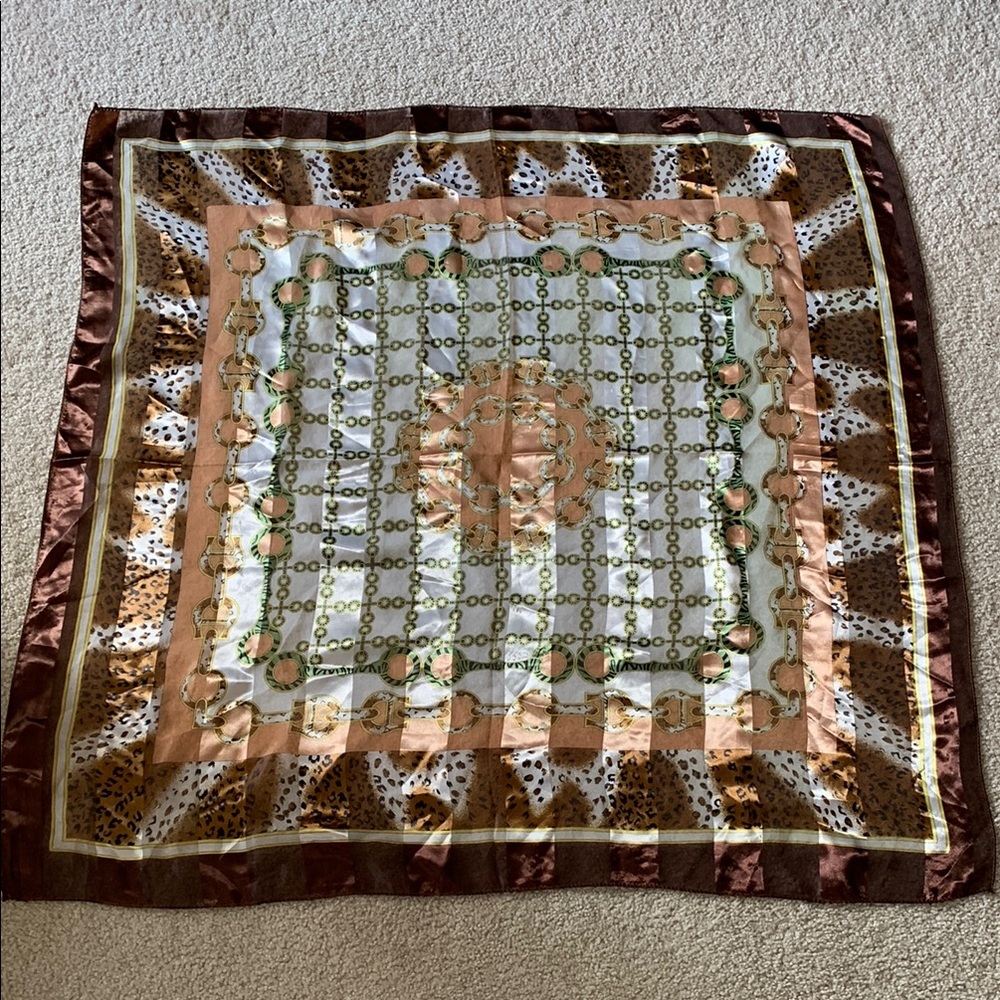 Elegant Multicolor Scarf - Chain Design In Shades Of Brown,Gold,Green & White